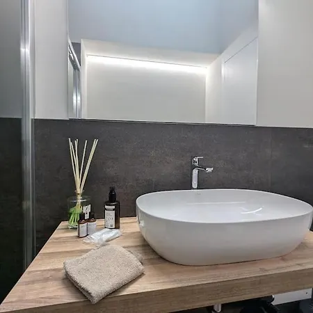 Domus Mea - Breakfast Included! Bed & Breakfast