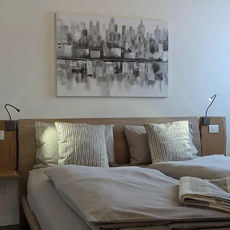 Bed & Breakfast Domus Mea - Breakfast Included!